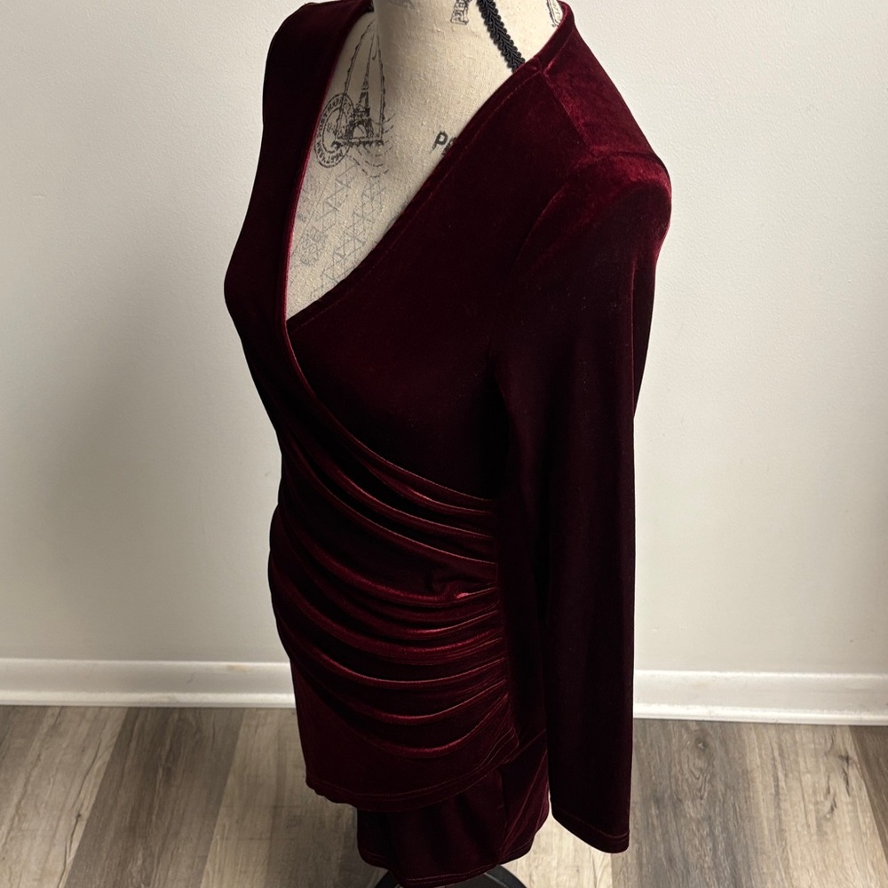 SHEIN Burgundy Velvet Long Sleeve Dress - Picture 3 of 16